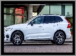 Volvo XC60, Bok